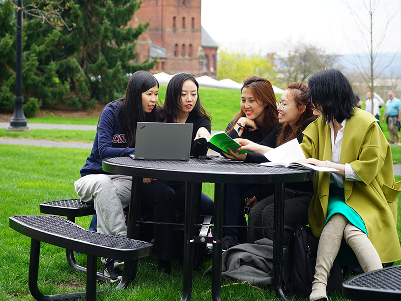Tsingua Finance students on the Cornell Ithaca campus.