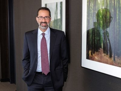 Profile in Leadership: Cyrus Taraporevala, MBA ’90, president and CEO of State Street Global Advisors