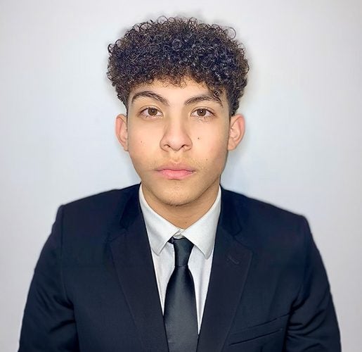 Headshot of Alfredo Avila.