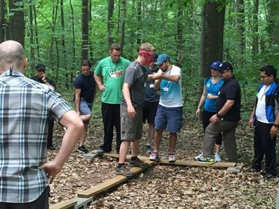 Team building activity with the Americas program