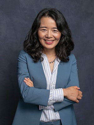 upper body shot of Helen Chun.