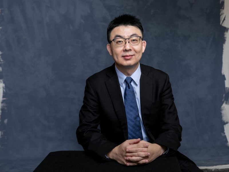 Headshot of Yao Cui.