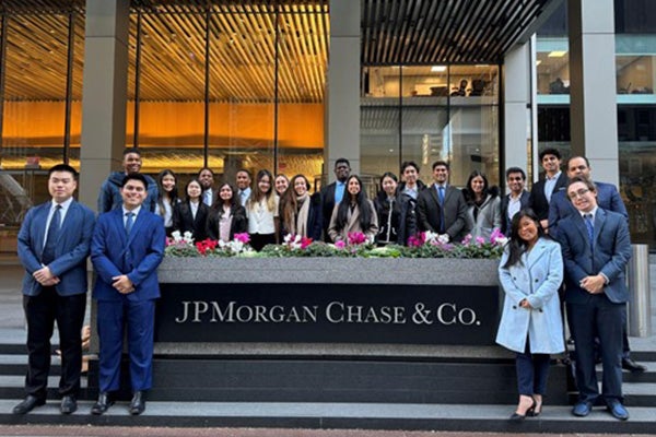 AREC and DAIRE student clubs visit JP Morgan in NYC