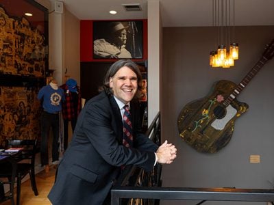 Image of Jim Mastrianni, MBA ’06, at Caffe Lena in Saratoga Springs.