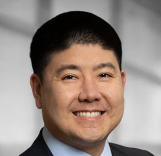 Headshot of Robert Wu.