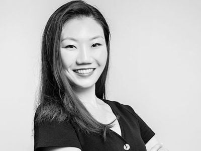 Waist-up photo of Yifan Wu