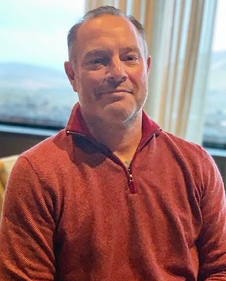 Donald Douglas, MBA &rsquo;00