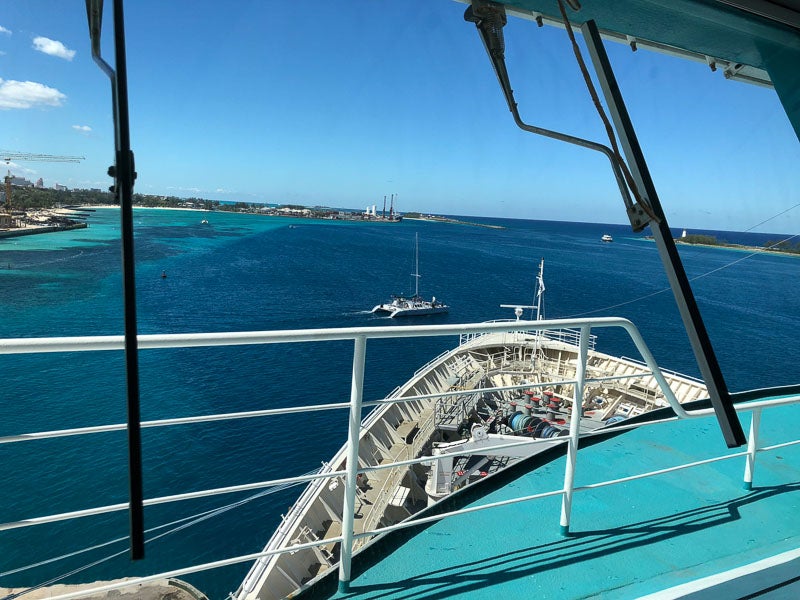 Photo looking out into the ocean from a boat