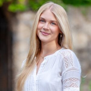 Chloe Kujawa &rsquo;27.
