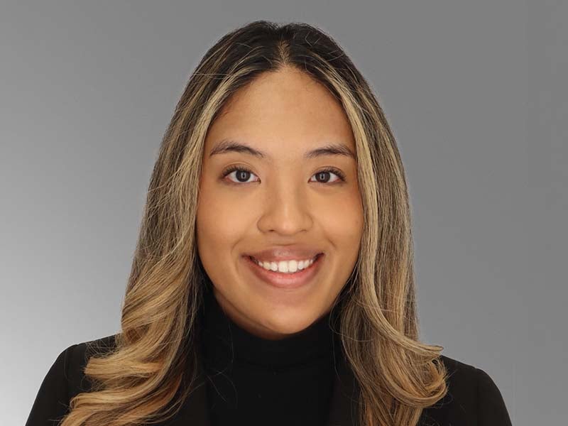 Headshot of Chloe Kaplan.