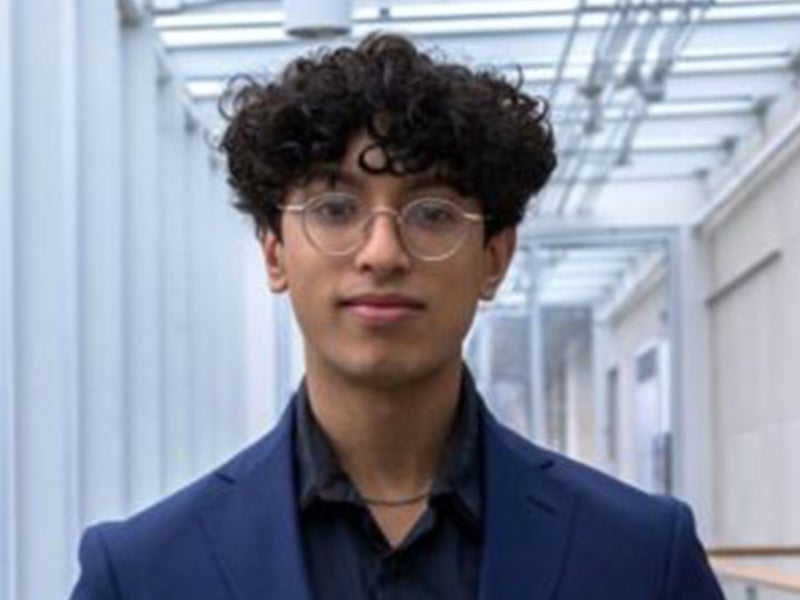 Headshot of Omor Khan &rsquo;25.