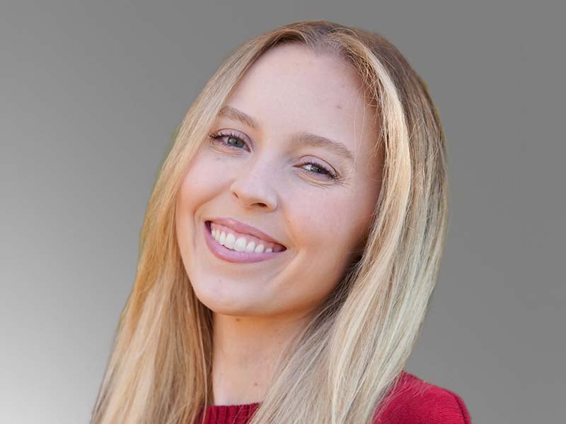 Headshot of Sarah Hardwick.