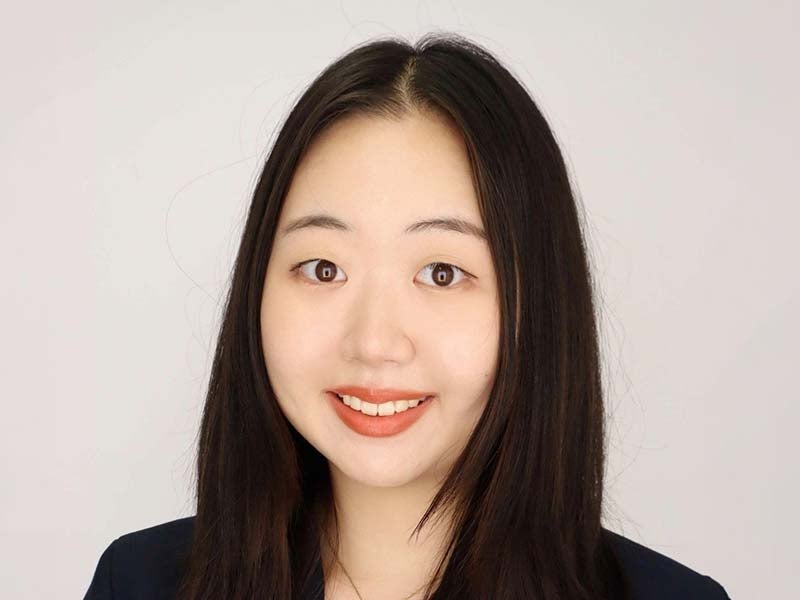 Headshot of Susan Baek.