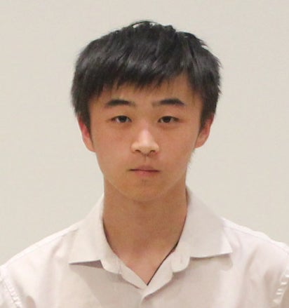 Headshot of Vincent Huang.