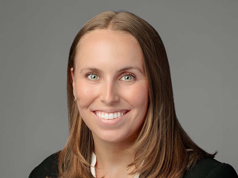 Headshot of Lauren Whitehead.