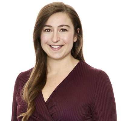 Headshot of Zoe LaClair '16.
