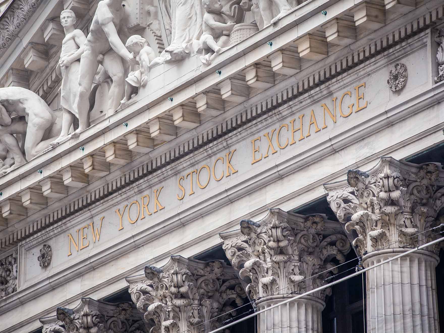 Close up of the New York Stock Exchange building exterior taken by Maurizio-De-Mattei-stock.adobe.com.