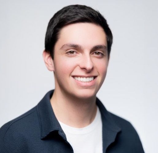 Headshot of Max Mandell.