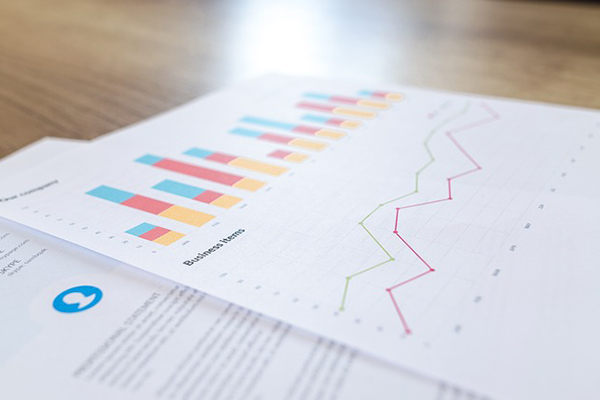 Featured photo for Luo Zuo, Growth vs recession: The surprising way the economy affects CEO and auditor success