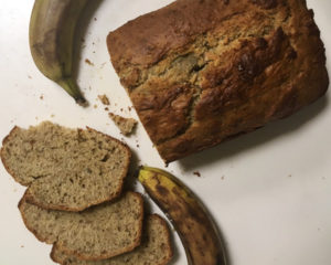 Photo of a loaf of banana bread
