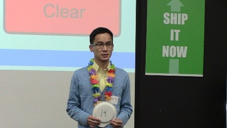 Weiyi Shi presenting