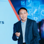 Gang Yu, MS ’86, delivering his talk