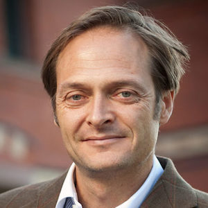 Wesley David Sine headshot