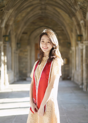 Kelly Kim on the Cornell campus