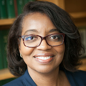 head shot of Cynthia Saunders-Cheatham