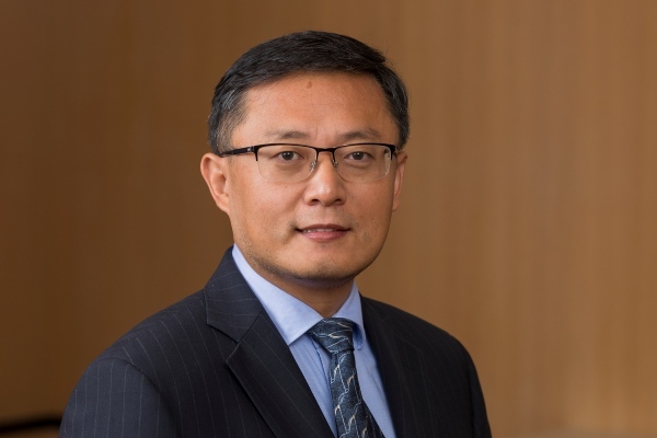 Professor Shanjun Li has been awarded a grant to examine the economic and environmental consequences of COVID-19.