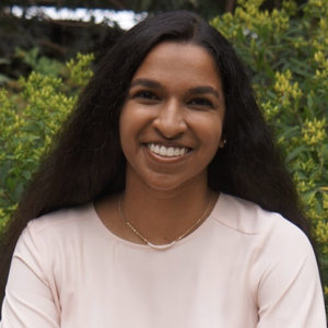 headshot of Meghana Gavirneni ’23