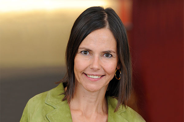 headshot of Johanna Mair