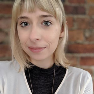 headshot of Mary Menzemer