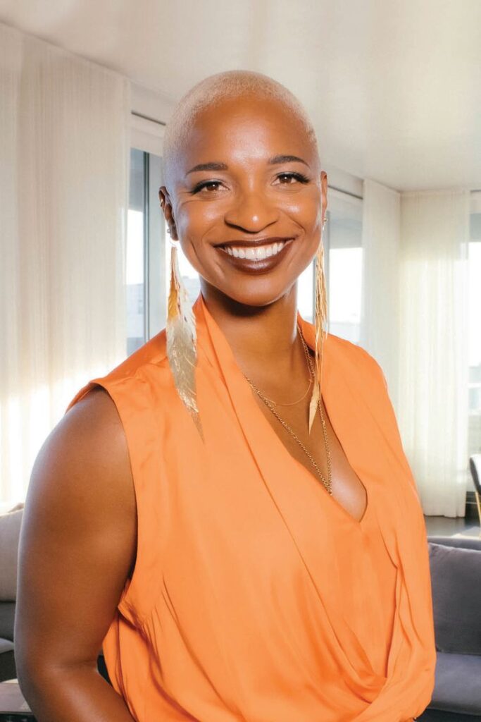 Crystal Vinisse Thomas '08 headshot.