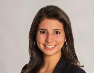 Headshot of Elena Veale.