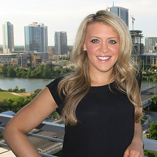 alumni-profile-rebecca-robinson-320x