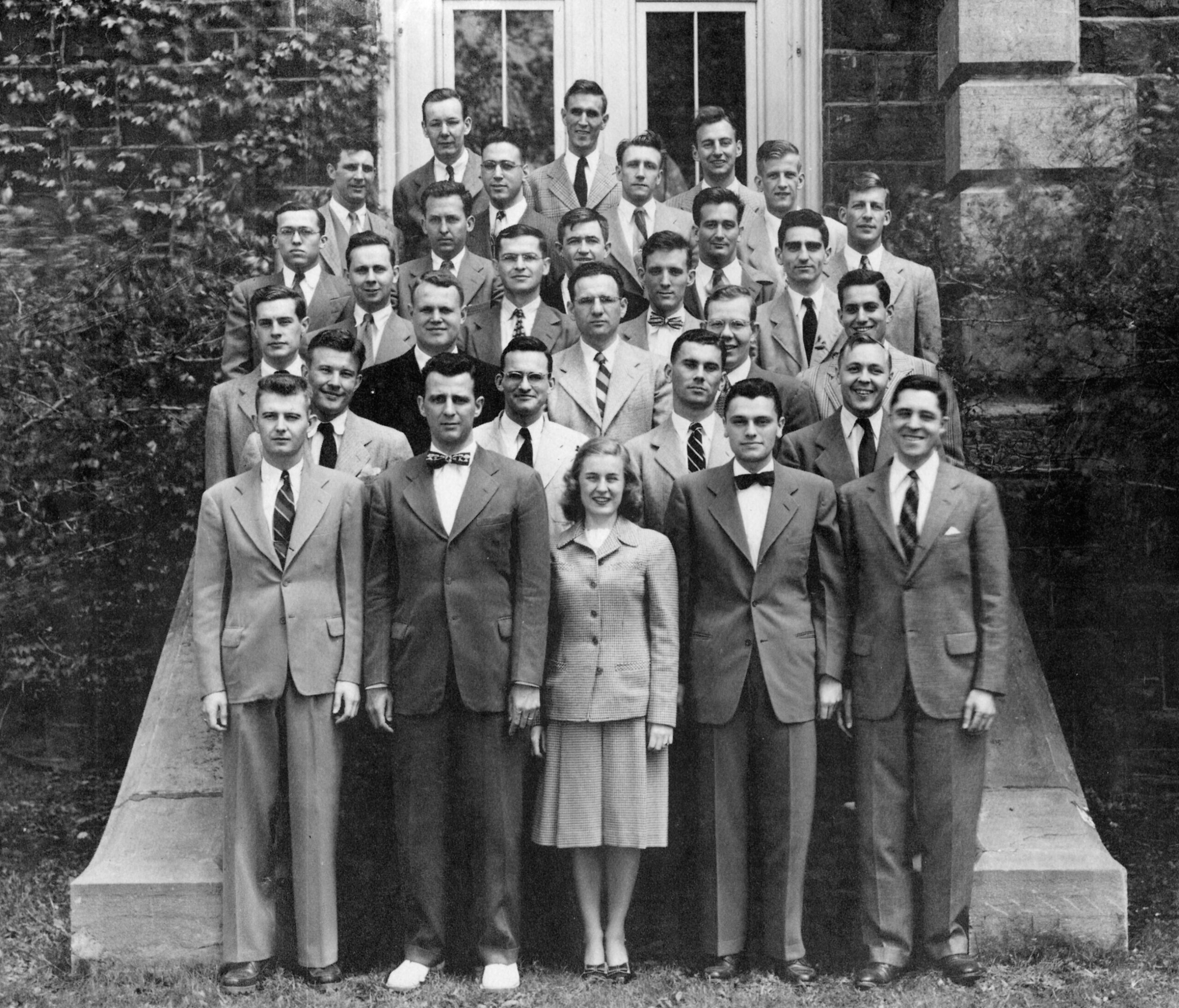 Black and white photo of the class of 1948.