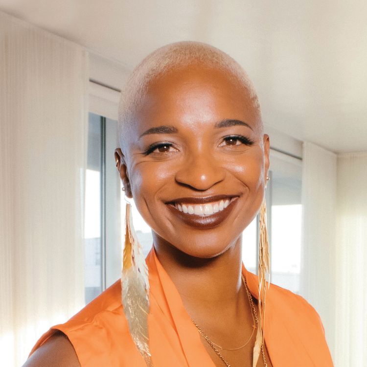 Headshot of Crystal Vinisse Thomas '08.