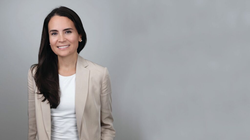 Gilda Perez-Alvarado ’02