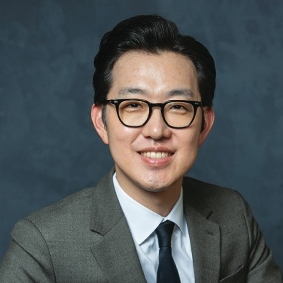 Sungyong Chang headshot