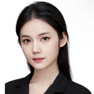 Yilan Cindy Tang headshot