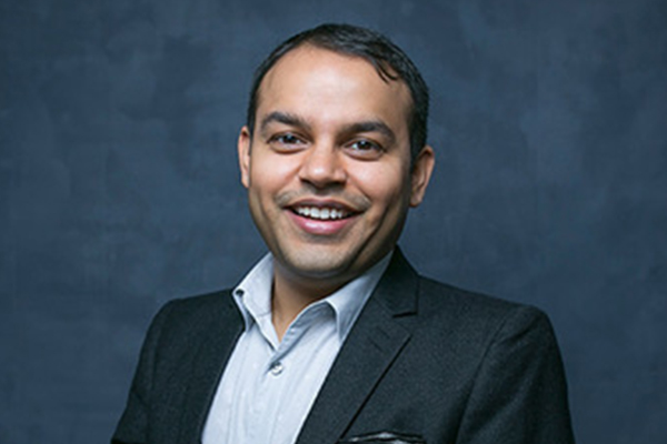 Headshot of Karan Girotra.