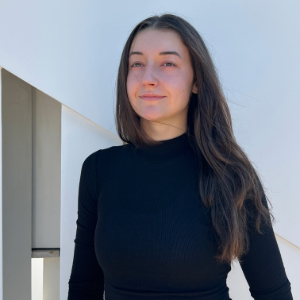 Headshot of Karina Popovich.