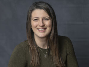 Headshot of Daniela Scur.