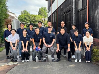 Kaiser Khoo and his colleagues at Nishiyama Shuzo