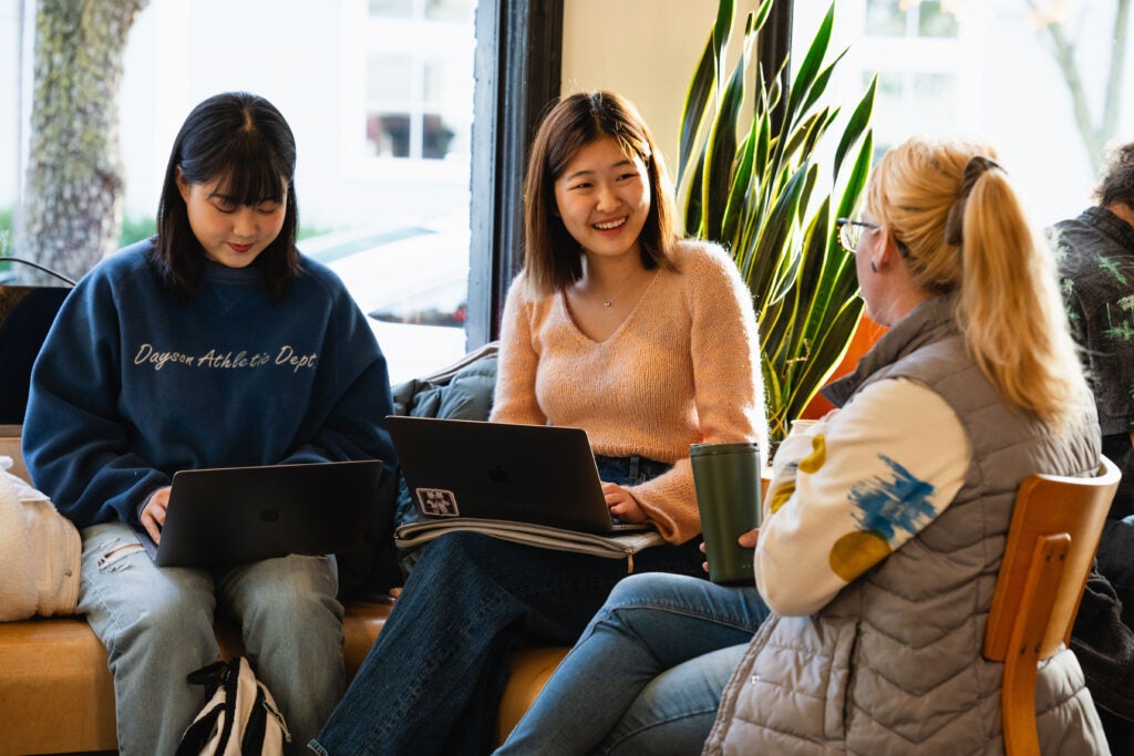 Students meeting in a coffee shop