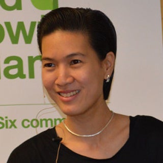 Ponsi Trivisvavet, MBA 