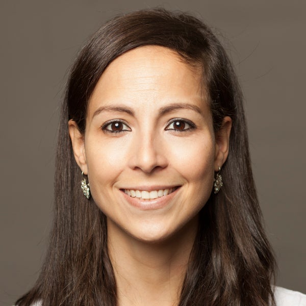 Alessandra Kroeff, MBA &rsquo;16
