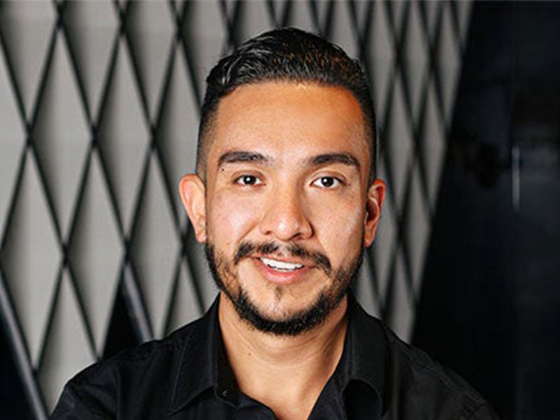 Headshot of Daniel Leyva.