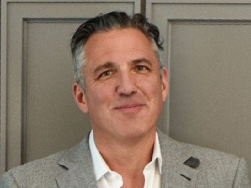 Headshot of Steve Chasen.